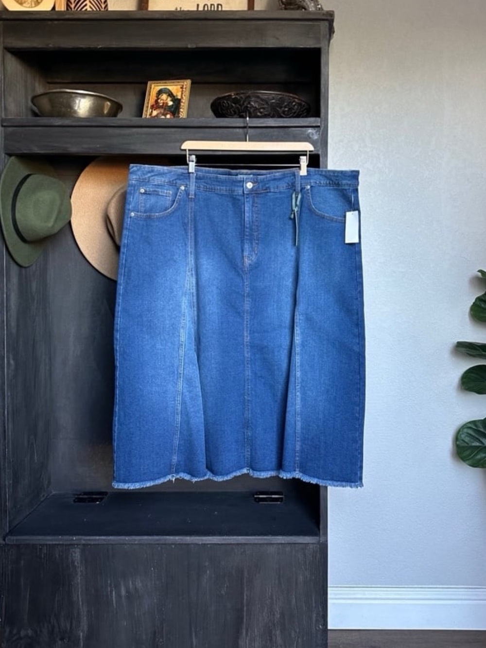 Womens Plus Size Midi Jean Skirt A-line Raw Hem / Denim Skirt 24W 3X